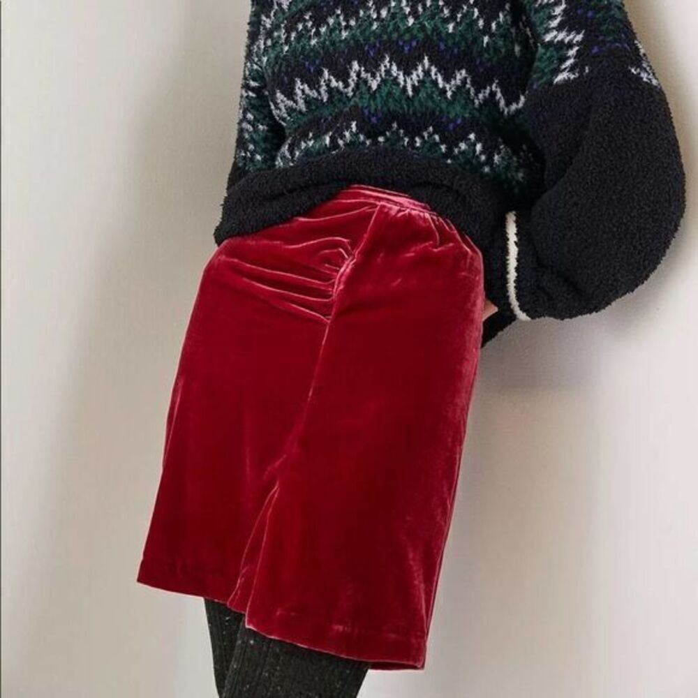 ANTHROPOLOGIE NWT Red Montie Velvet Mini Skirt US 6